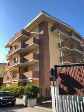 APPARTAMENTO 60m ALBA ADRIATICA 50m dal mare